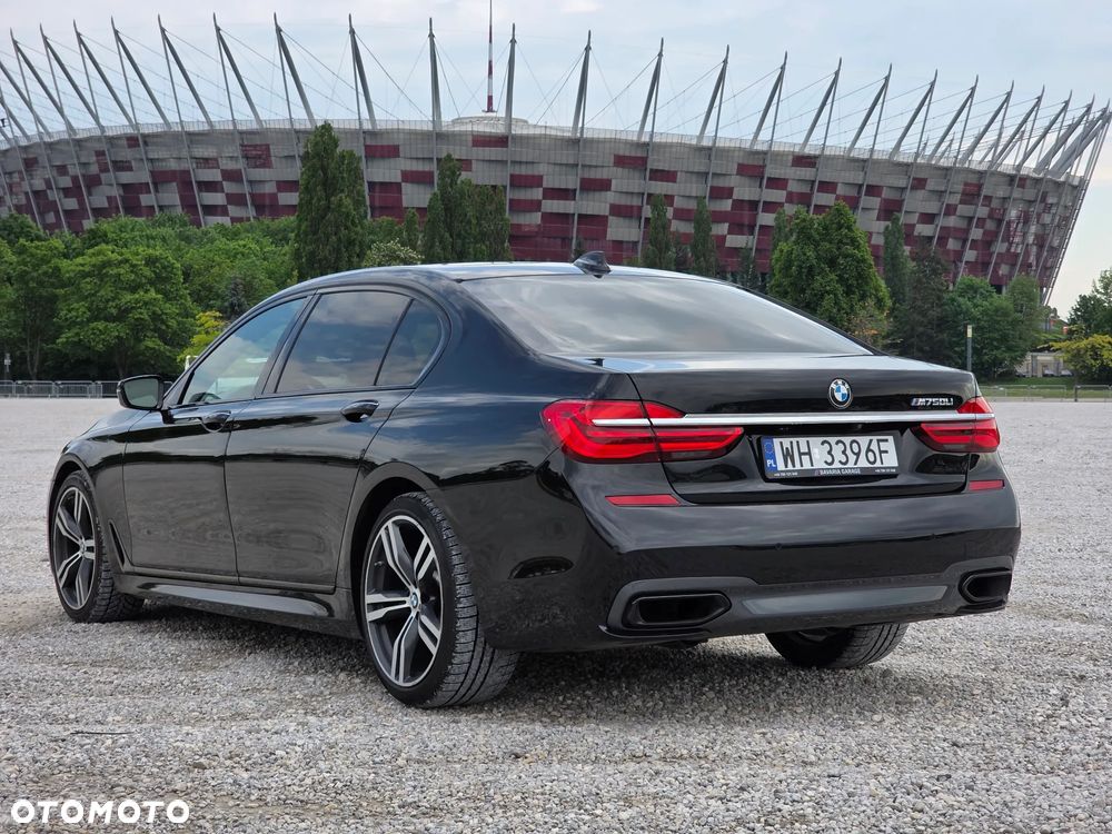 BMW Seria 7 750Li Edition Exclusive - 9