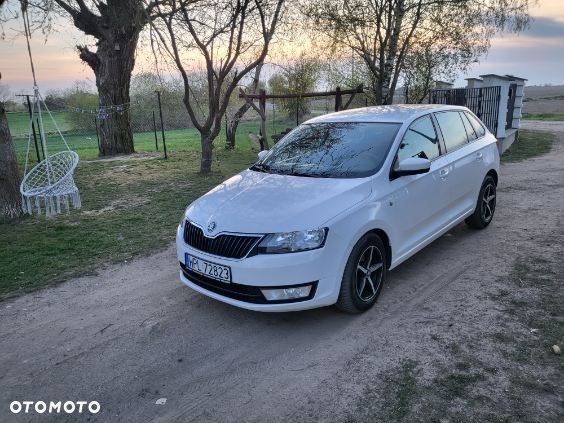 Skoda RAPID 1.6 TDI DPF Ambition - 17