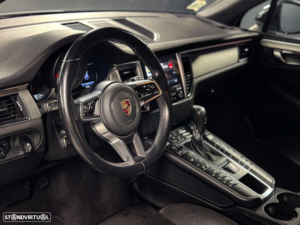 Porsche Macan S - 10
