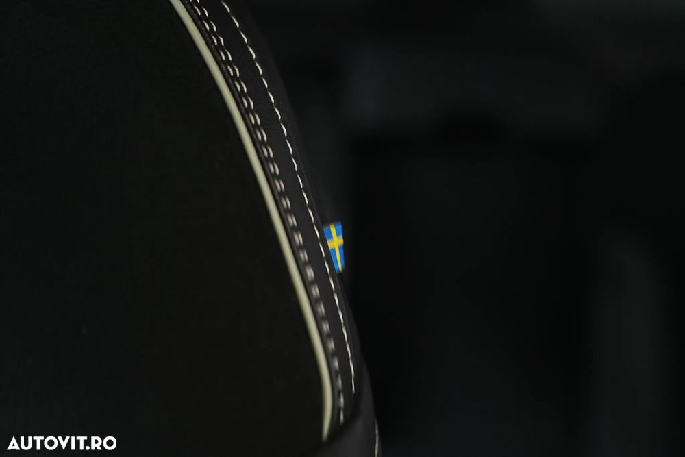 Volvo XC 40 P8 AWD Recharge RDesign - 32