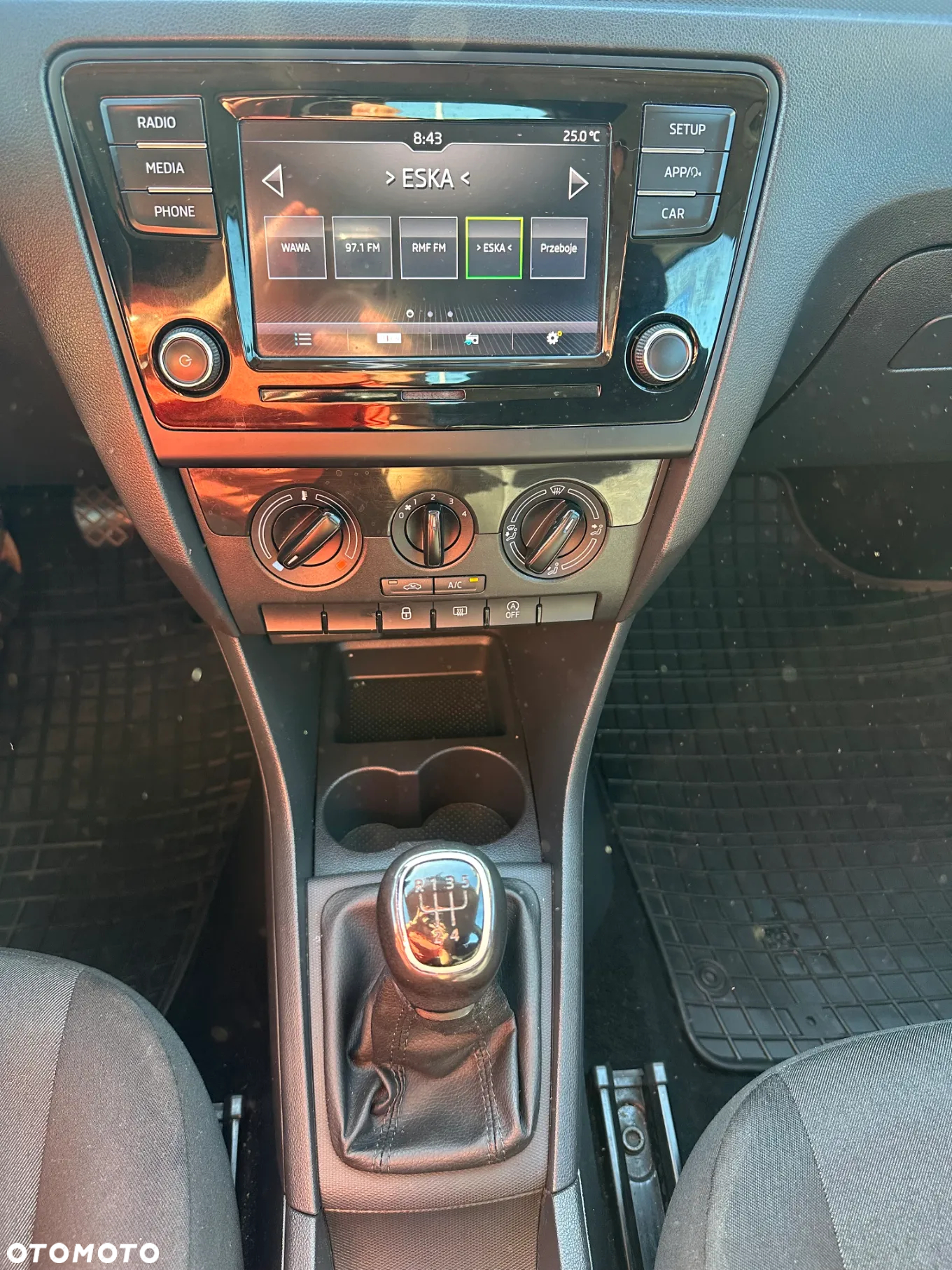 Skoda RAPID 1.0 TSI Active - 17
