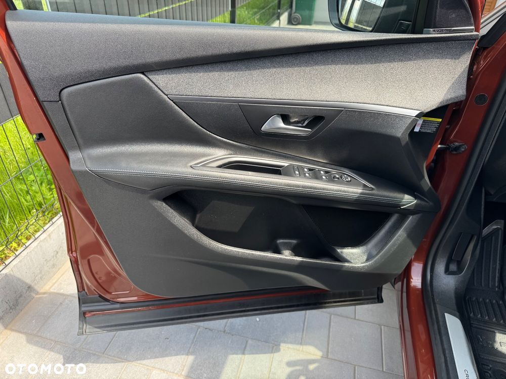 Peugeot 3008 1.6 PureTech GPF Crossway S&S EAT8 - 28