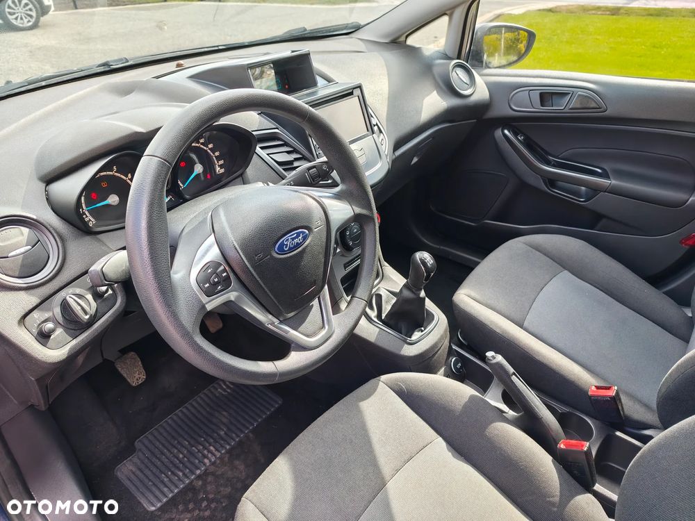 Ford Fiesta - 9