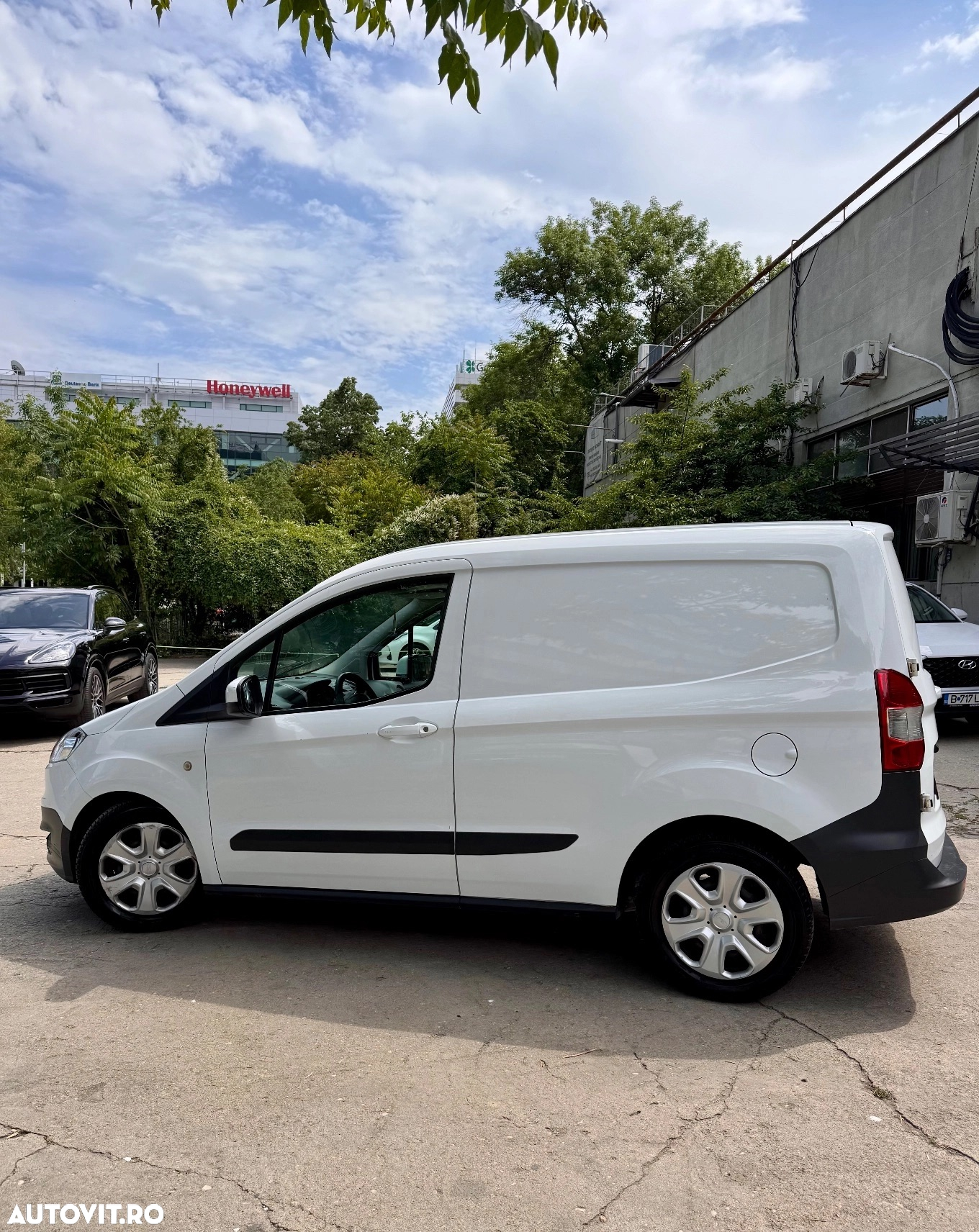 Ford TRANSIT COURIER - 5