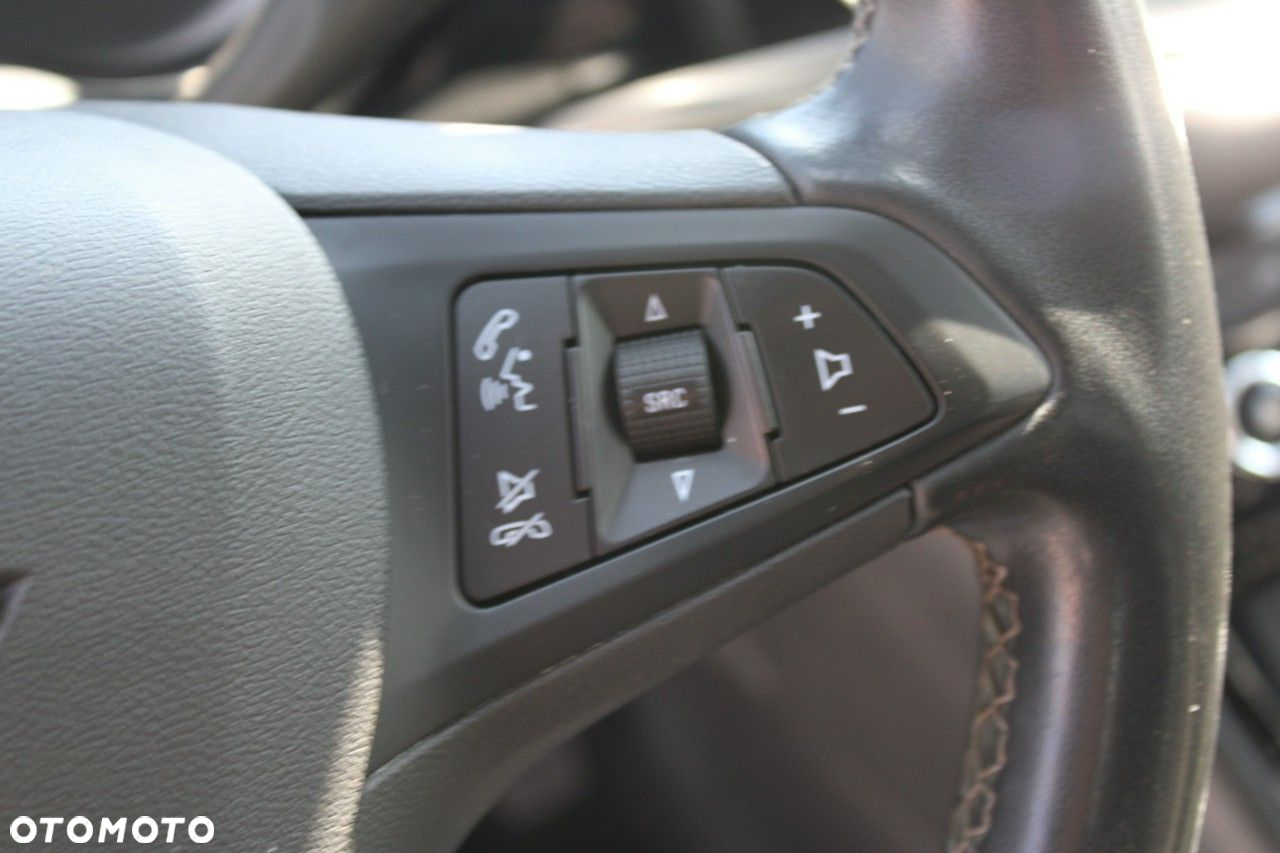 Opel Astra - 16