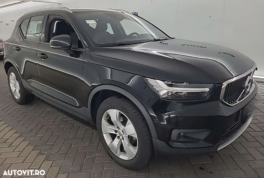 Volvo XC 40 T3 Geartronic Momentum Pro - 5