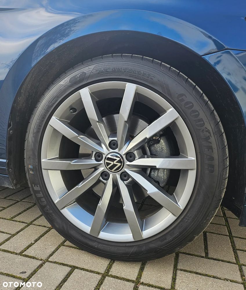 Volkswagen Passat Variant - 24