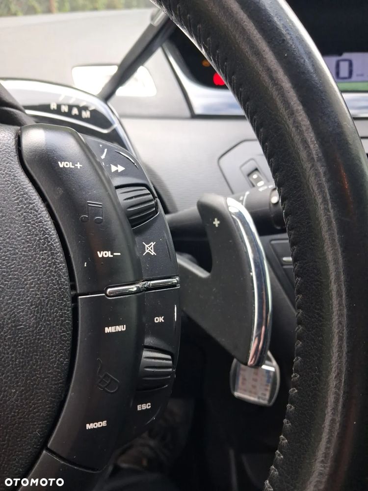 Citroën C4 Picasso 2.0 HDi FAP Exclusive - 6