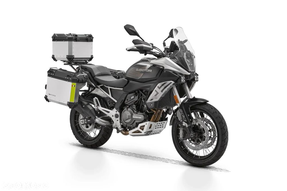 QJMOTOR SRT 600SX - 2