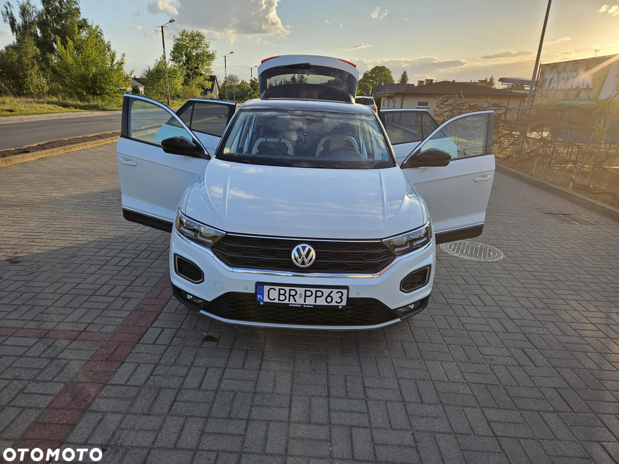 Volkswagen T-Roc 2.0 TDI SCR 4MOTION DSG ACTIVE - 16