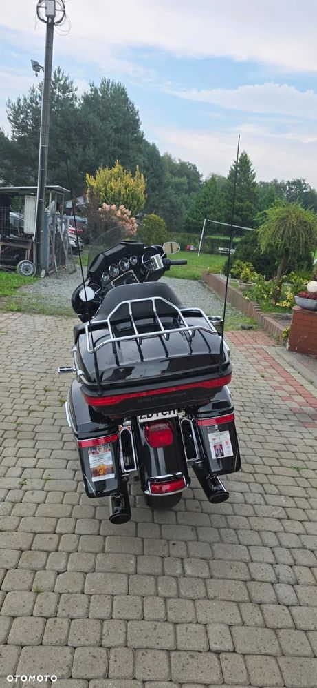 Harley-Davidson FLH Electra Glide - 11