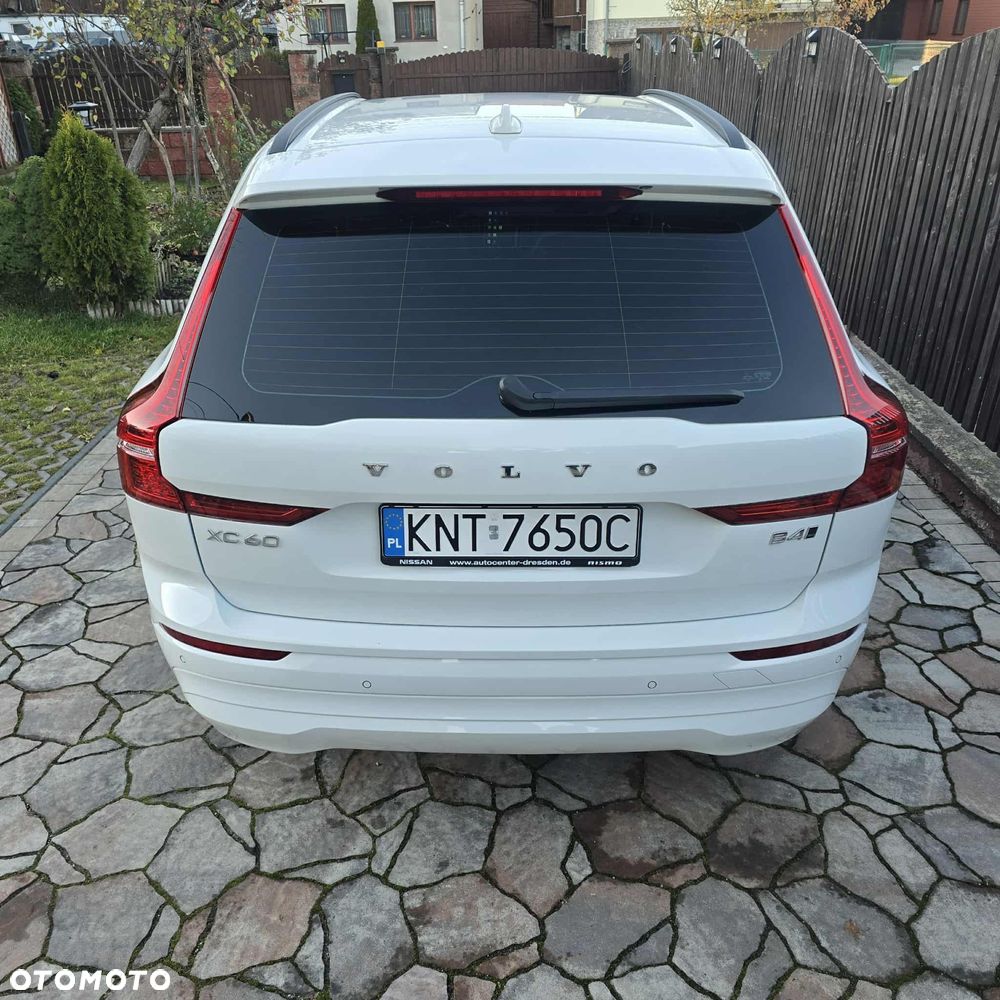 Volvo XC 60 D4 Momentum Pro - 27