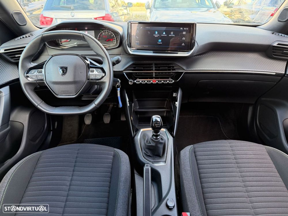 Peugeot 2008 1.2 PureTech Active Pack - 11