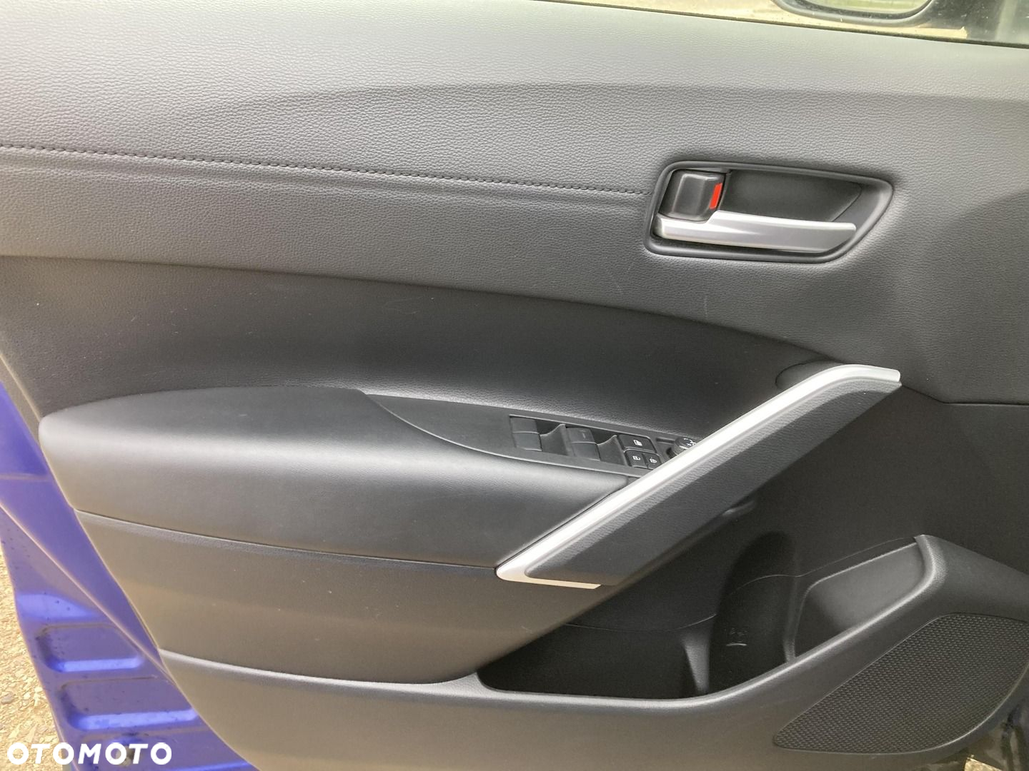 Toyota Corolla Cross 2.0 Hybrid Comfort - 20