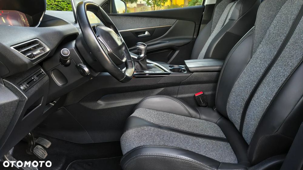 Peugeot 3008 2.0 BlueHDi Allure - 32