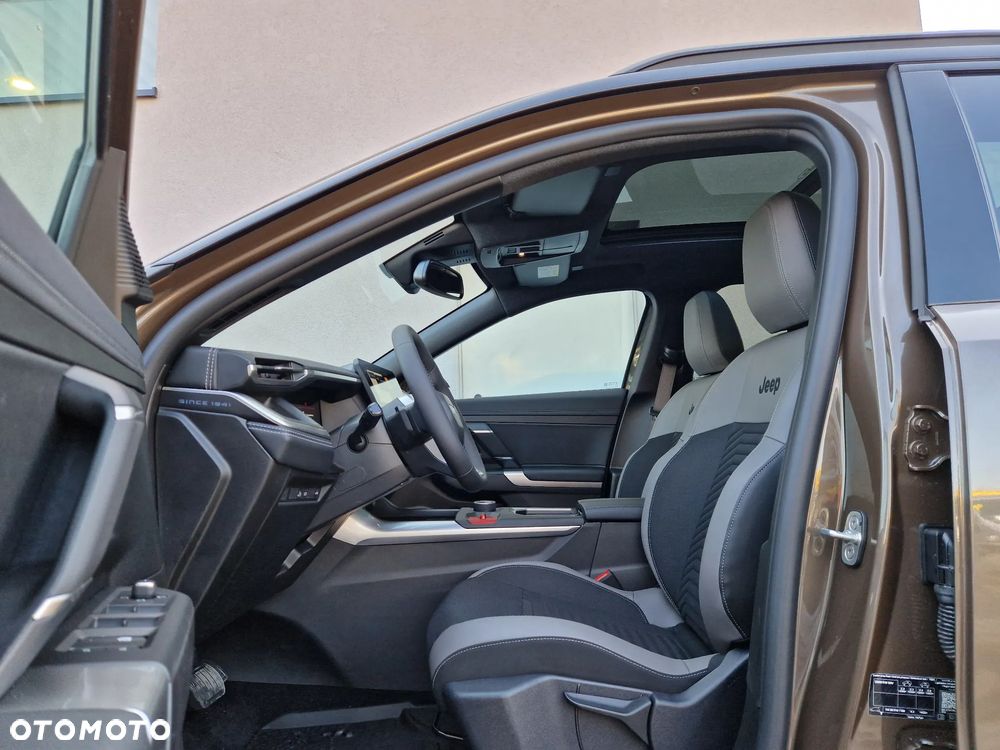 Jeep Compass 1.2 T3 mHEV First Edition FWD DCT - 18