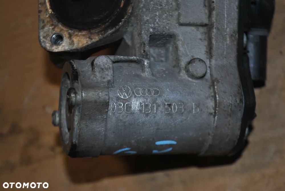 Zawór EGR VW Golf 1.6 FSI - 3
