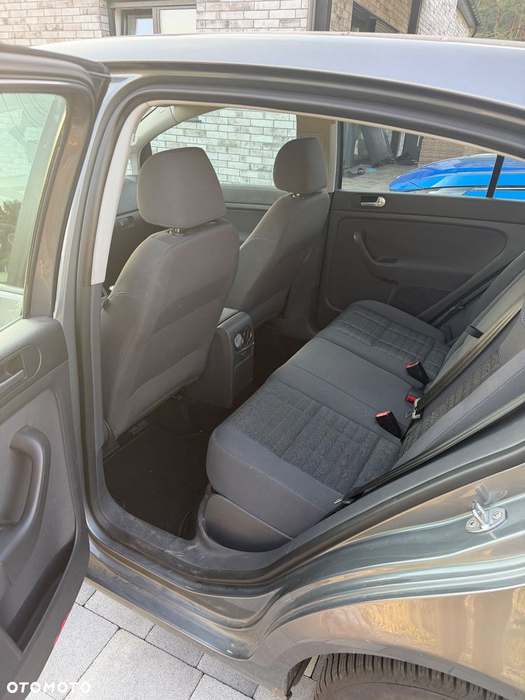 Volkswagen Golf Plus 1.6 Comfortline - 8