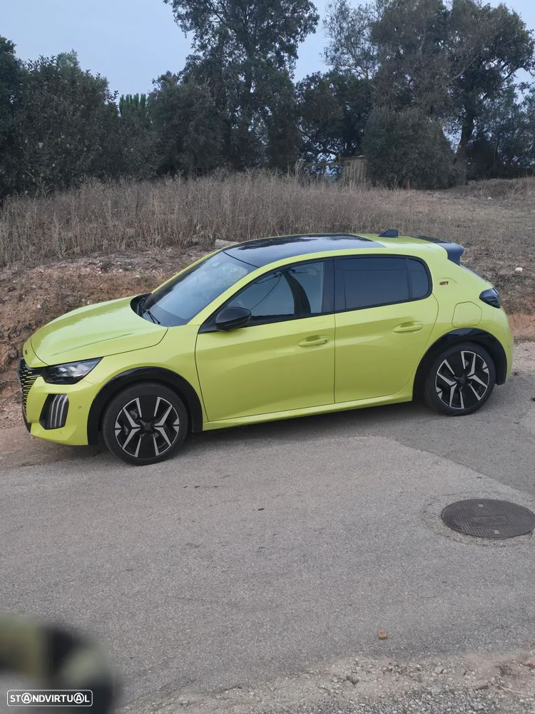 Peugeot 208 1.2 Hybrid GT e-DCS6 - 3