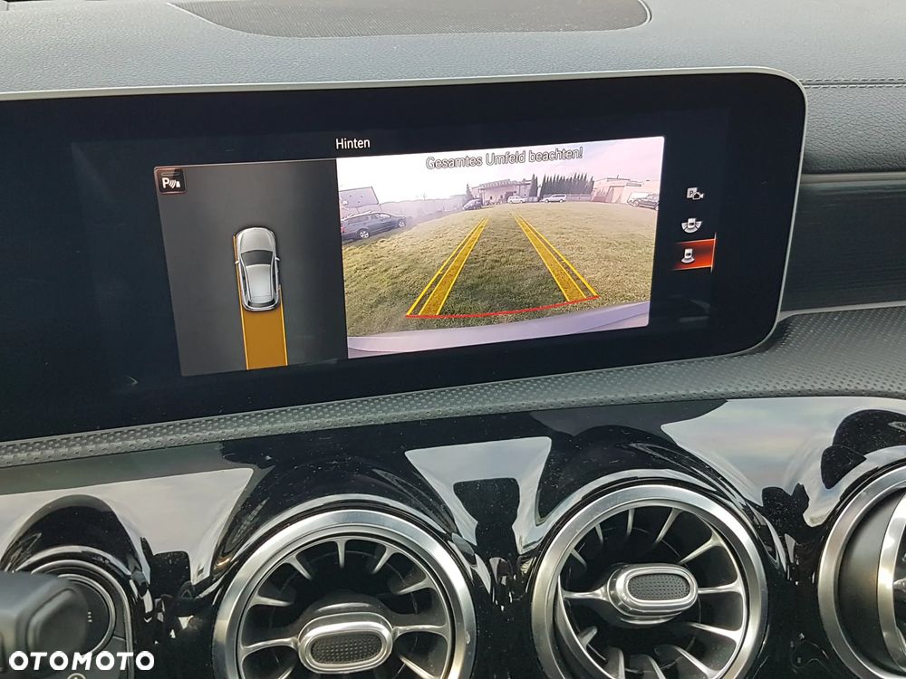 Mercedes-Benz Klasa A 250 4Matic 8G-DCT Special Edition - 22