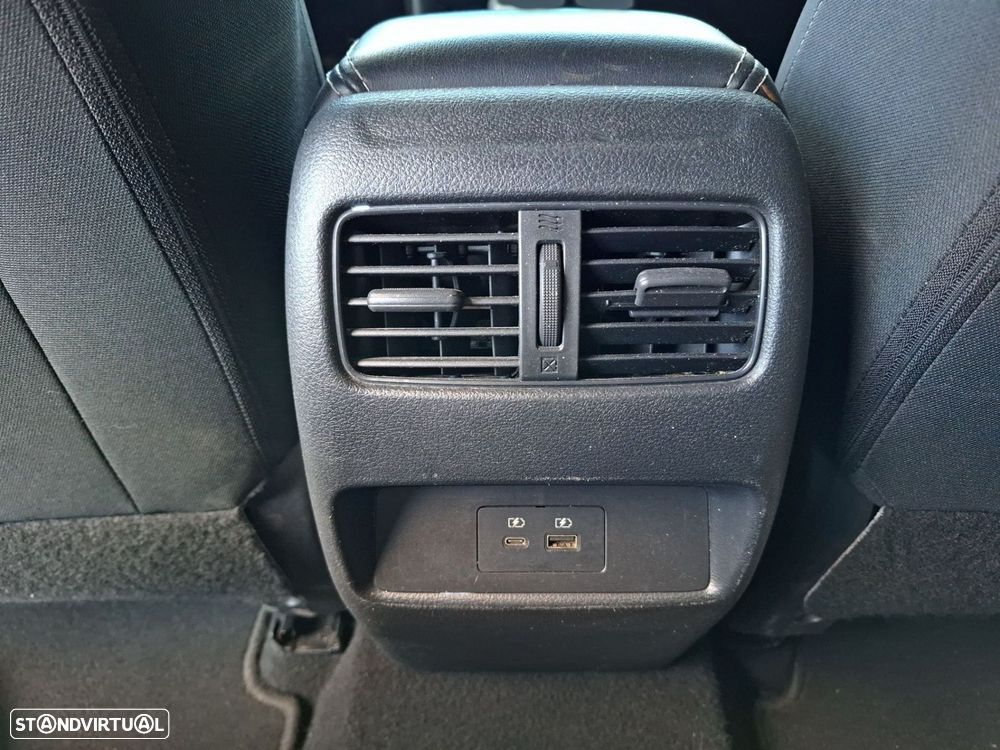 Nissan Qashqai 1.3 DIG-T N-Connecta LED+TT Xtronic - 28