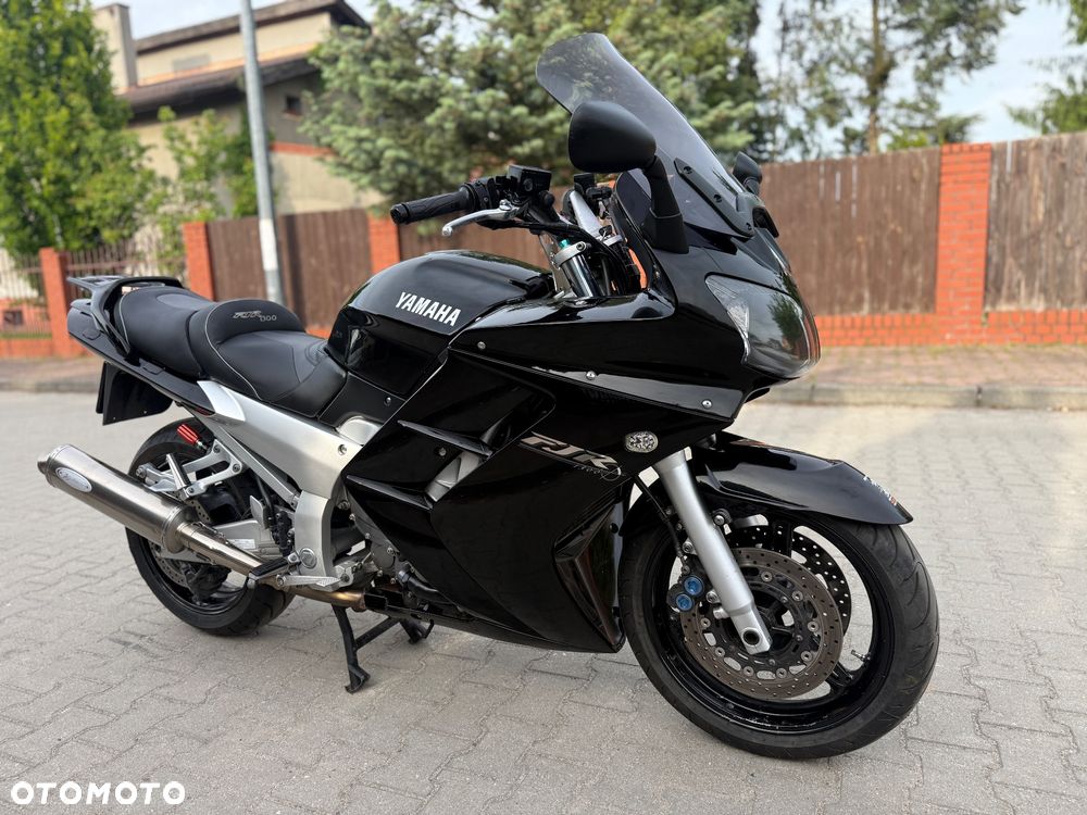Yamaha FJR - 3