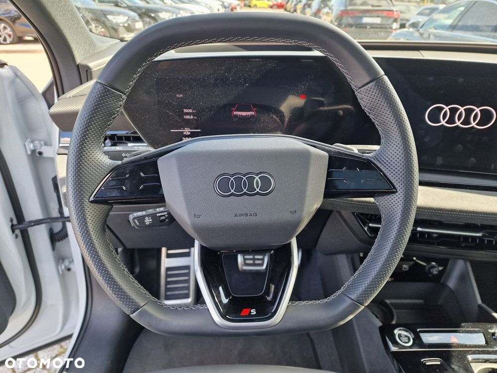 Audi Q6 e-tron - 15