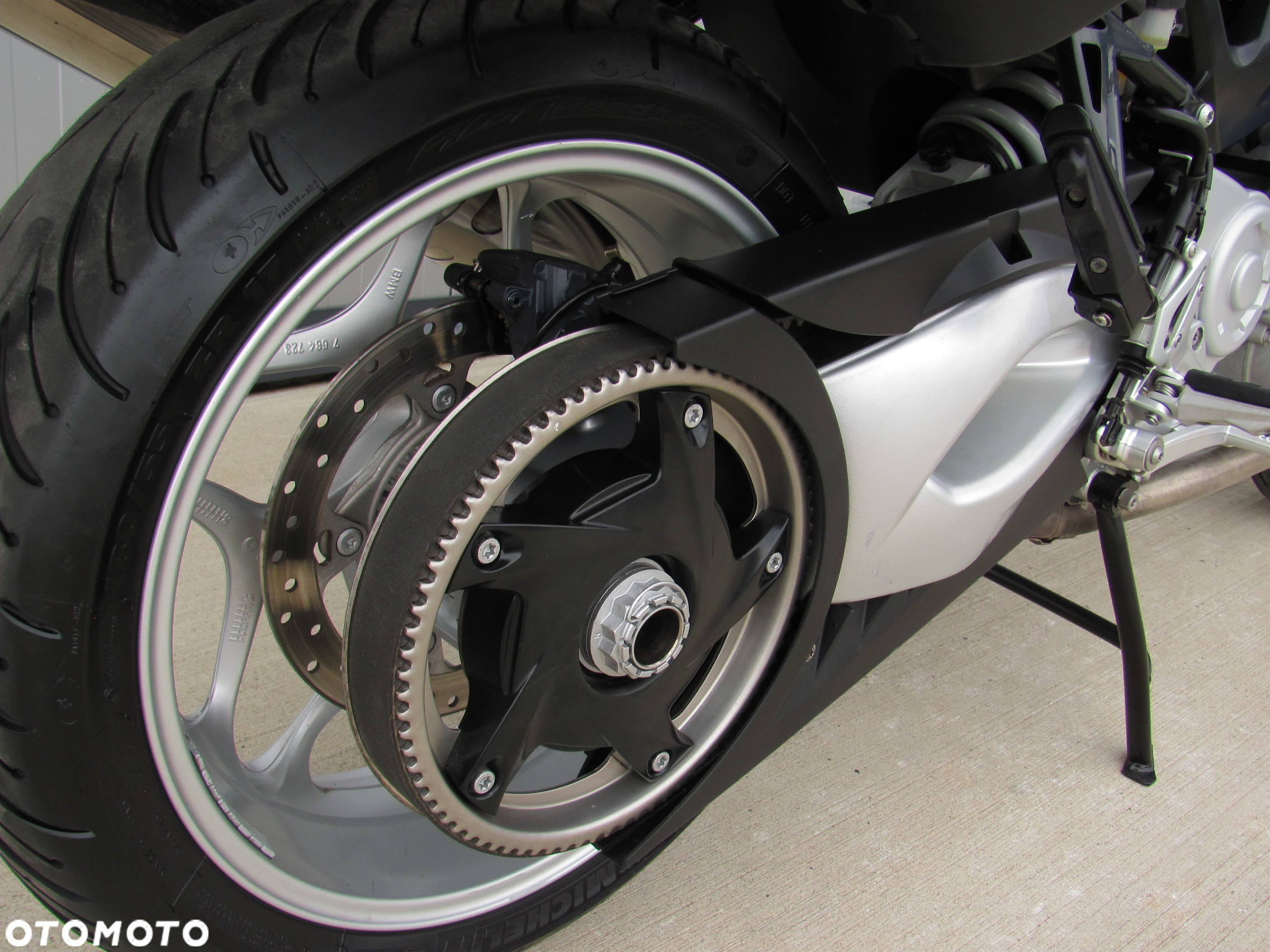 BMW F - 5