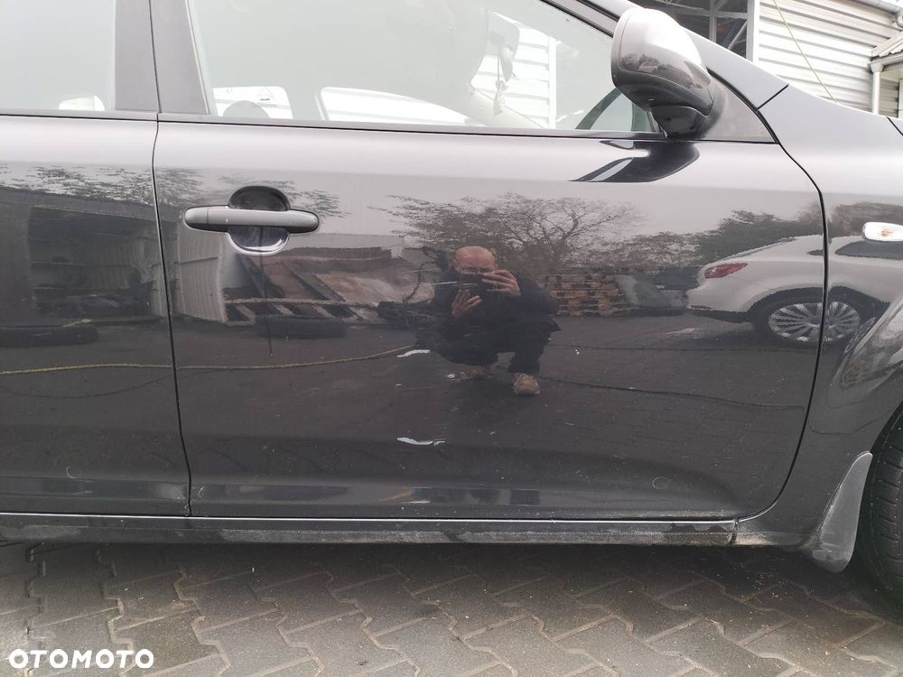 DRZWI KOMPLETNE PRAWY PRZÓD KIA CEED I 1K - 3