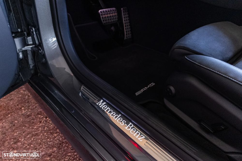 Mercedes-Benz E 220 d AMG Line 7L - 38