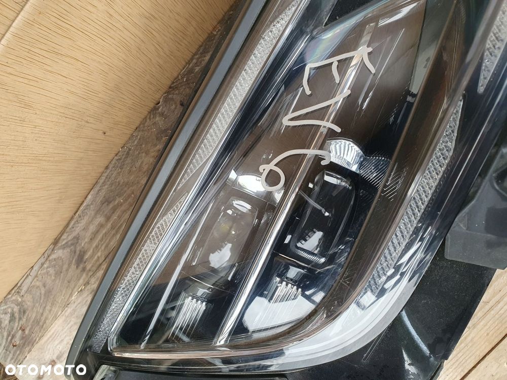 KIA EV6 LAMPA FULL LED PRAWA PRZÓD PRZEDNIA 92102-CV1 EUROPA - 4