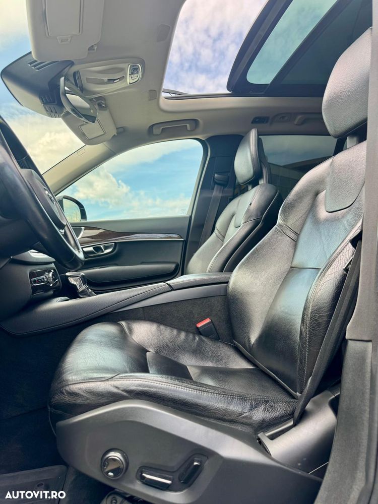 Volvo XC 90 T6 AWD Geartronic Momentum - 9