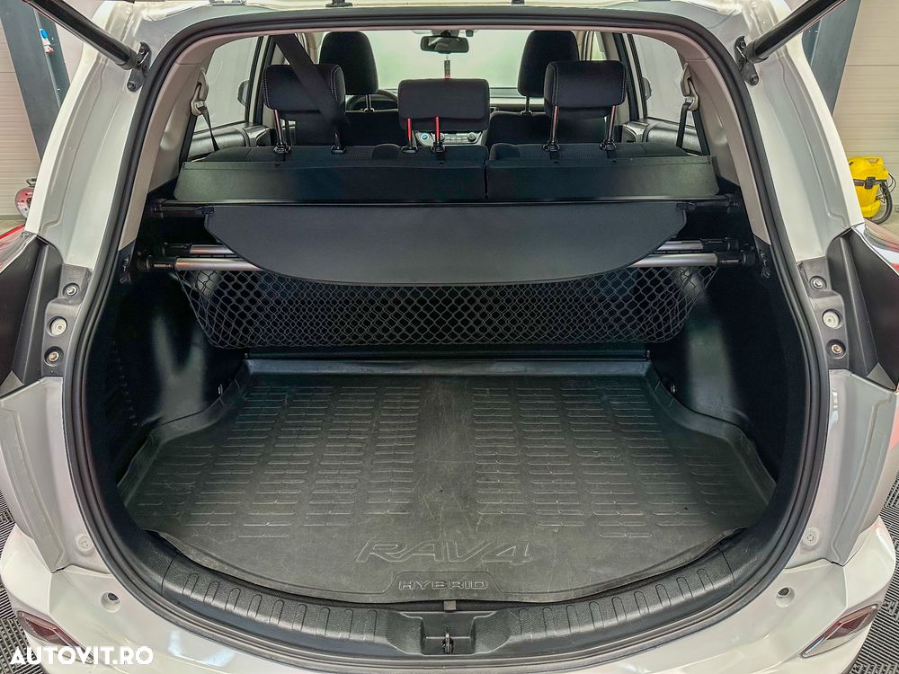 Toyota RAV4 - 36