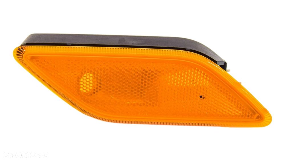 MERCEDES W212 Lampa kierunkowskaz przod prawa OE - 2
