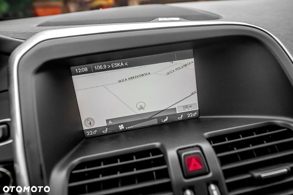 Volvo XC 60 D5 AWD RDesign - 28