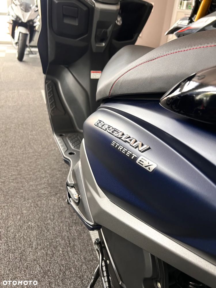 Suzuki Burgman - 3
