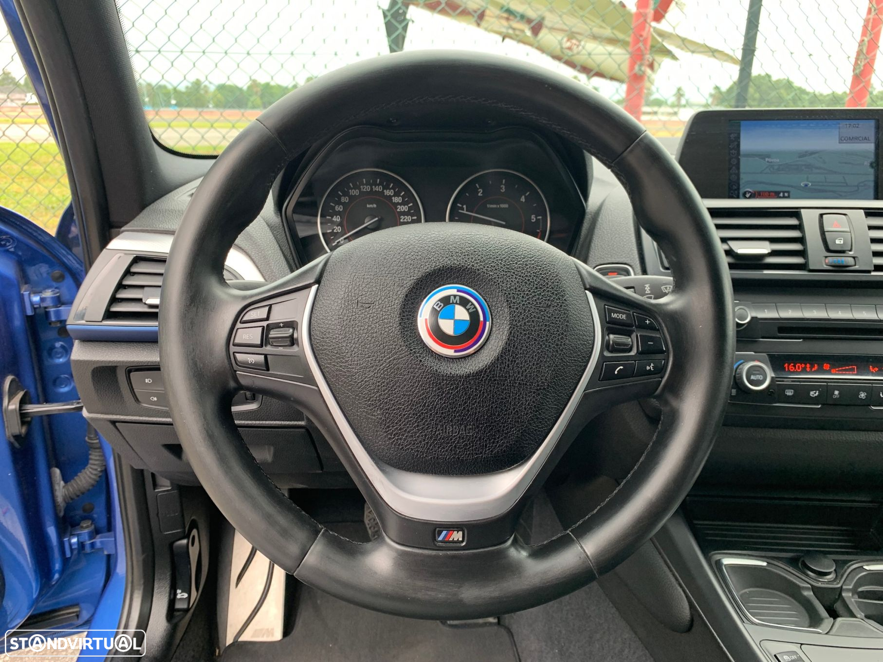 BMW 118 dA Pack M - 25