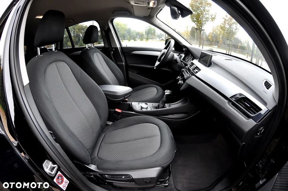 BMW X1 sDrive18d Business Edition - 22