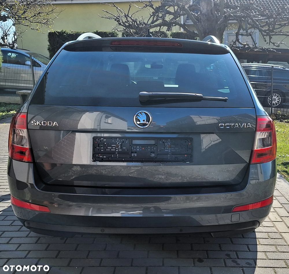 Skoda Octavia 2.0 TDI DSG Style - 5