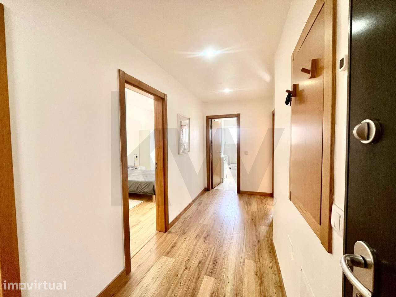 Apartamento T2 totalmente remodelado, equipado e mobilado, pronto a en - Grande imagem: 3/16