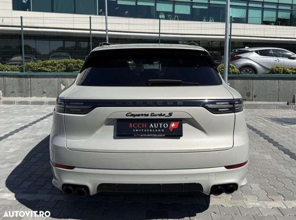 Porsche Cayenne - 5