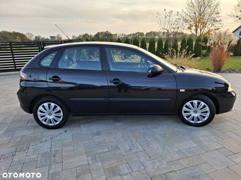 Seat Ibiza 1.4 16V Reference - 25