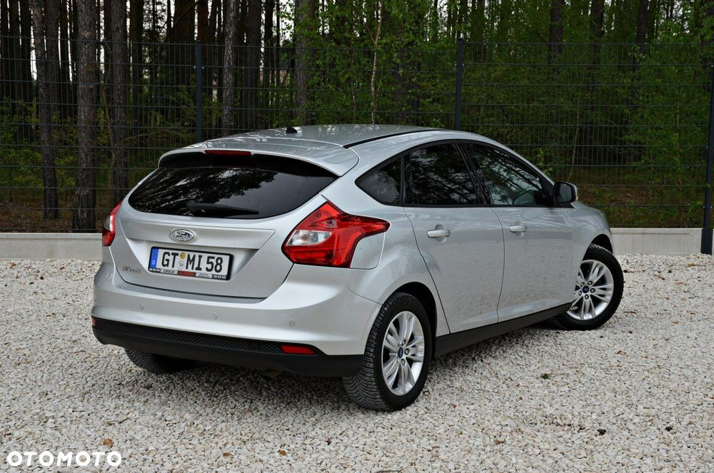 Ford Focus 1.6 TI-VCT Champions Edition - 4