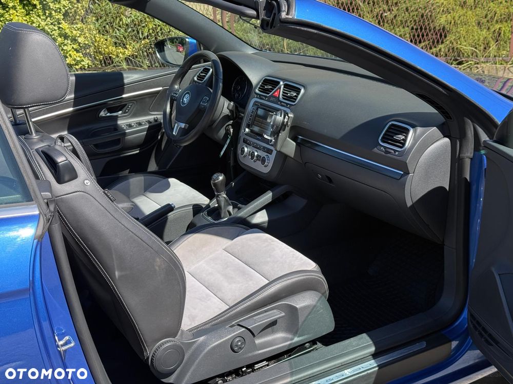 Volkswagen Eos 2.0 TDI DPF BlueMotion Technology Sport & Style - 21