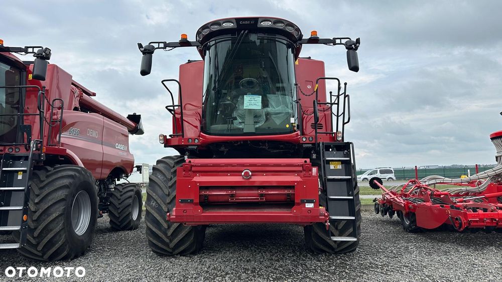 Case IH Axial Flow 8250 - 18