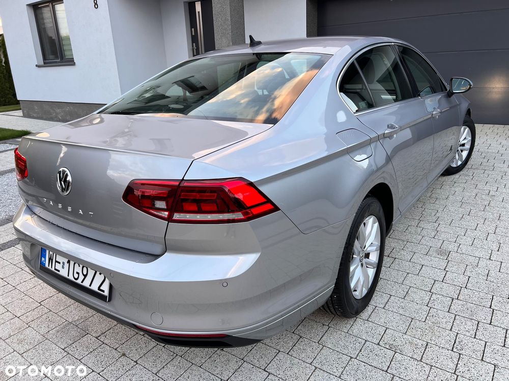Volkswagen Passat 2.0 TDI EVO Business - 22