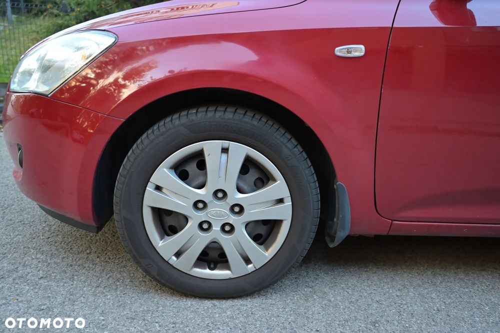 Kia Ceed 2008 photo 5