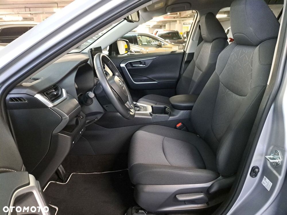 Toyota RAV4 - 12