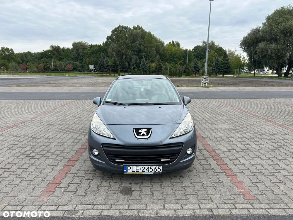 Peugeot 207 1.4 16V Trendy - 2