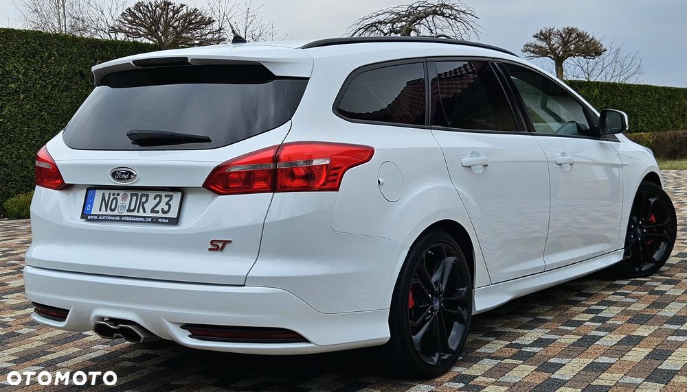 Ford Focus - 4